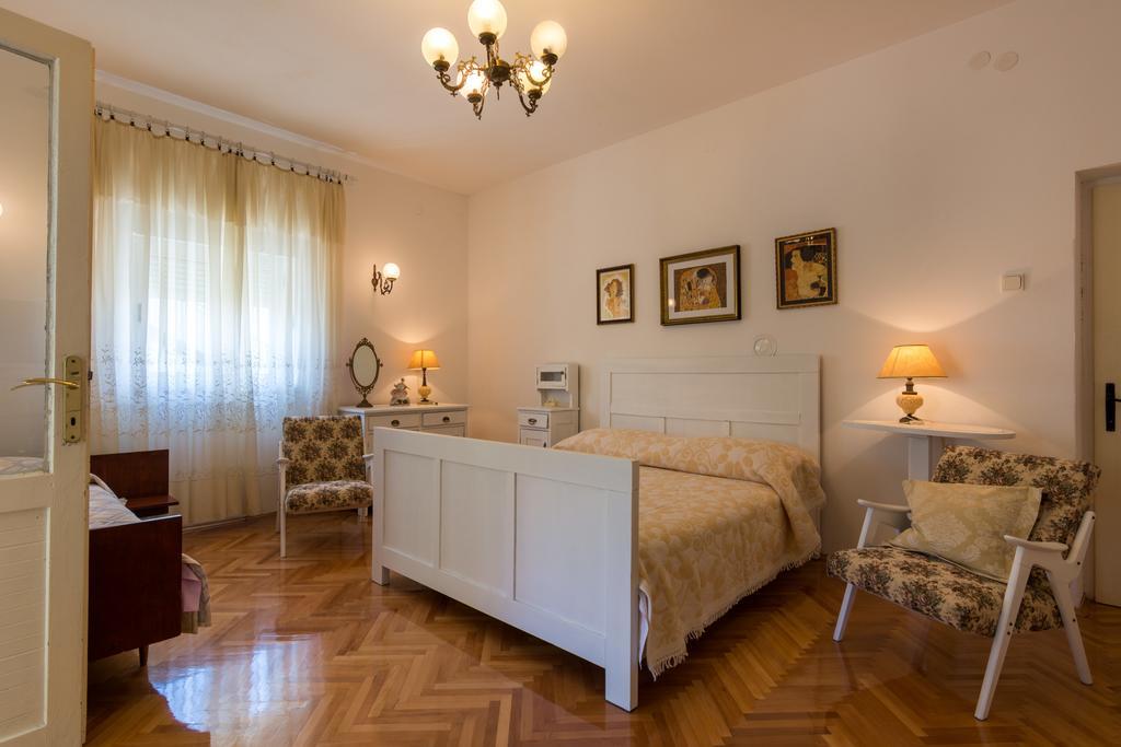 Apartments Coce Trogir Extérieur photo