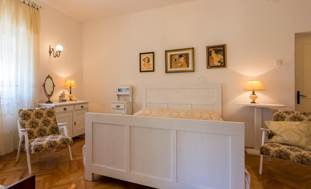 Apartments Coce Trogir Extérieur photo