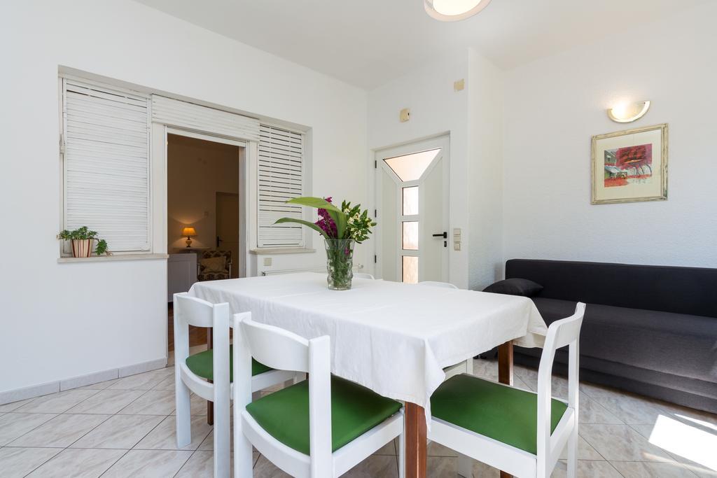 Apartments Coce Trogir Extérieur photo