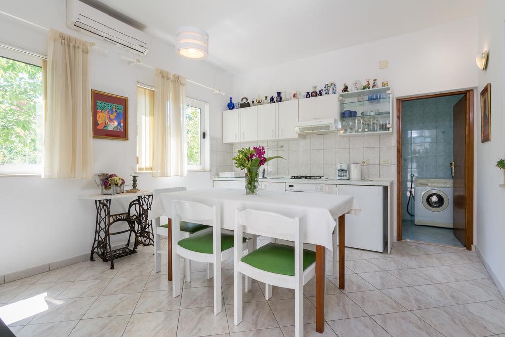 Apartments Coce Trogir Extérieur photo